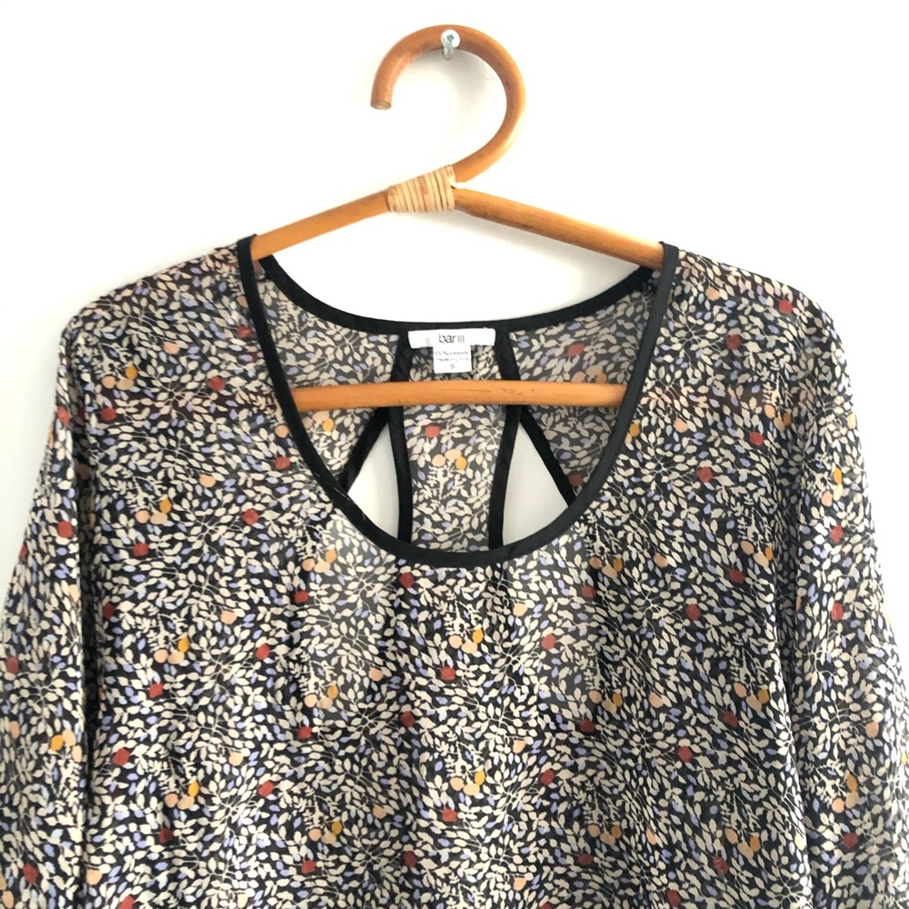 Bar III Keyhole Sheer LS Blouse Floral Leaf S - Picture 4 of 8